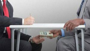 مجازات-رشوه-گرفتن-کارمندان