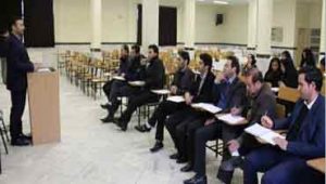 صندلی-های-خالی